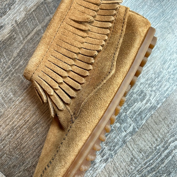 Minnetonka Tan Suede Moccasin Boots - Picture 5 of 7
